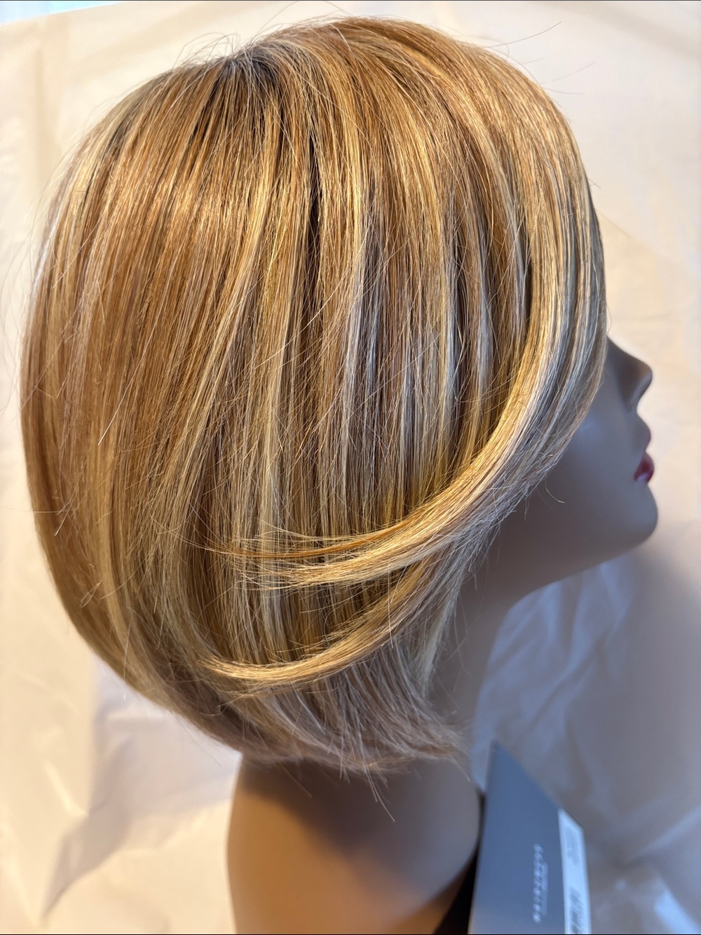 Raquel Welch Straight Up With A Twist Wig - Picture 2 of 14